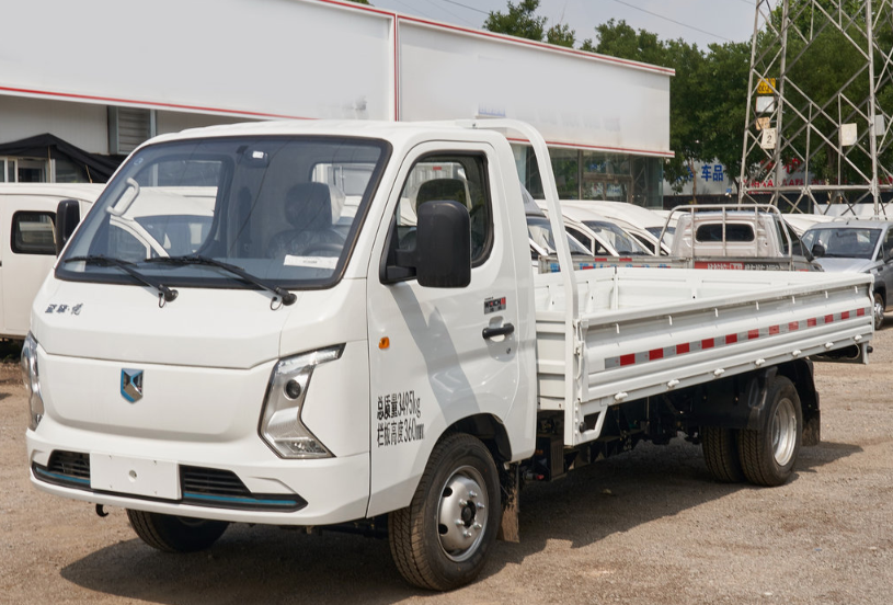 新能源4米平板货车—潍柴蓝擎X1